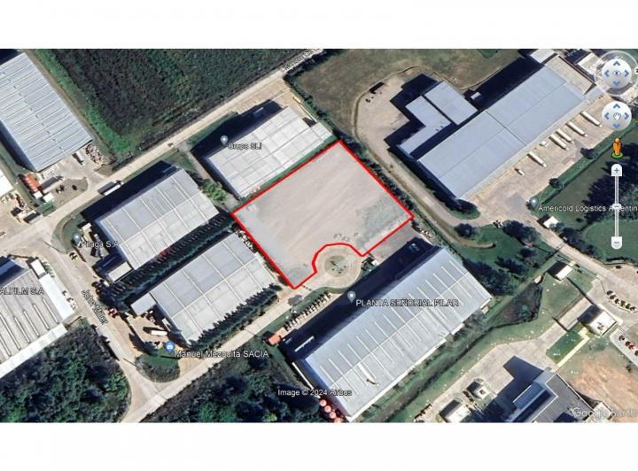 Terreno · 7300m²