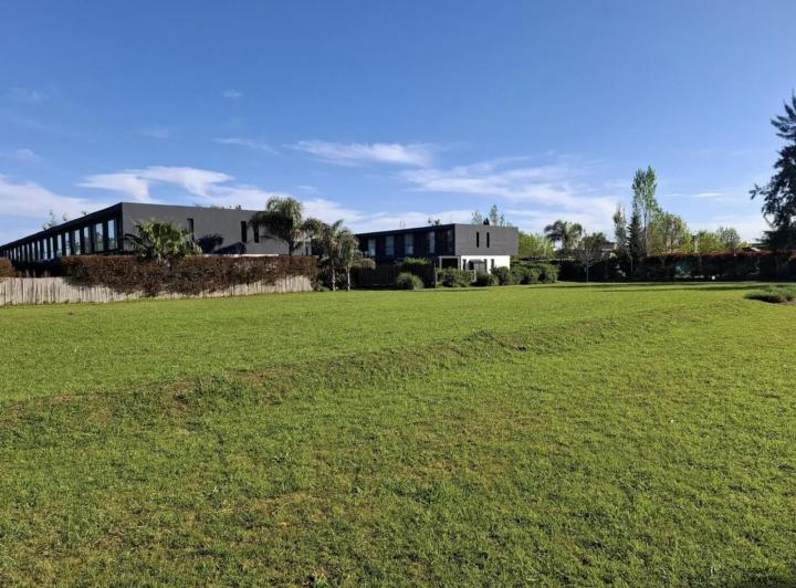 Terreno · 2100m²