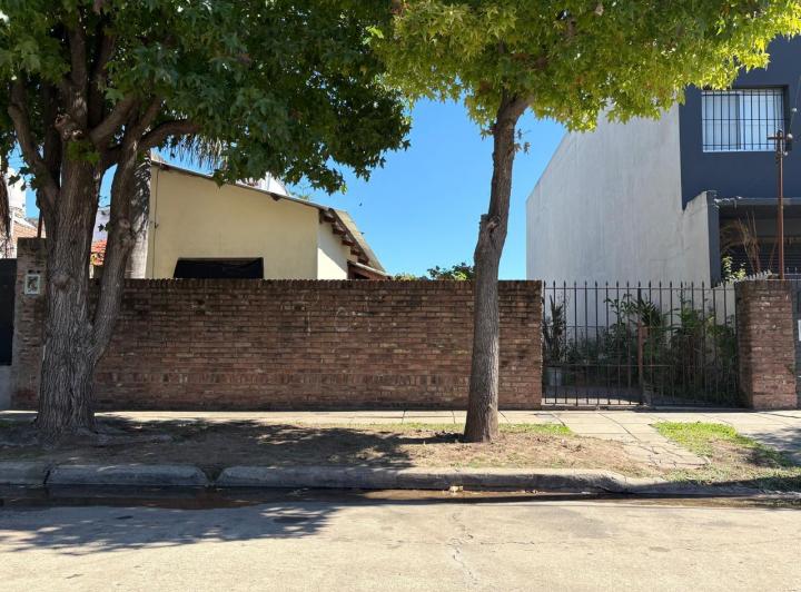 Terreno · 90m²