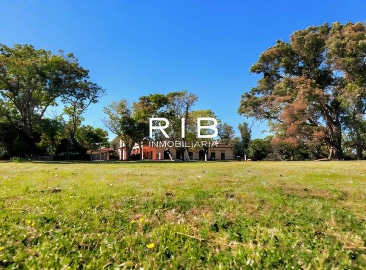 Terreno · 803m²