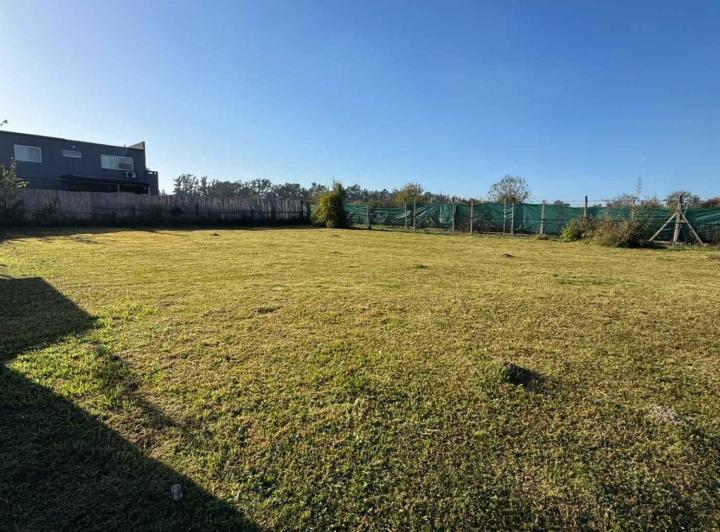 Terreno · 398m²