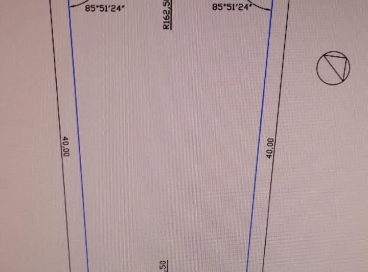 Terreno · 920m²