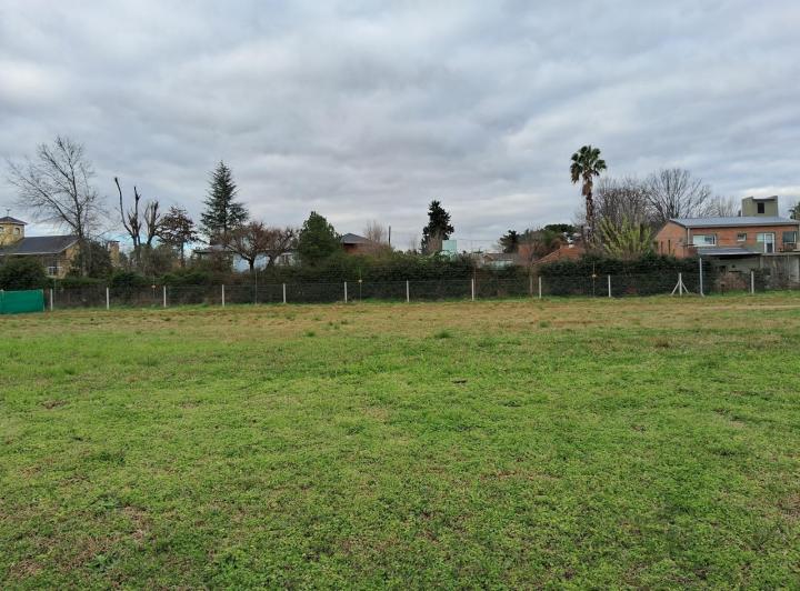 Terreno · 658m²