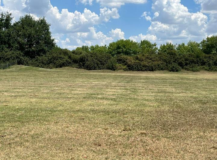 Terreno · 1577m²