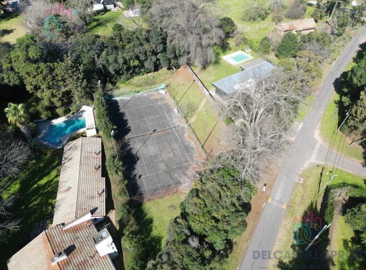 Terreno · 1751m²
