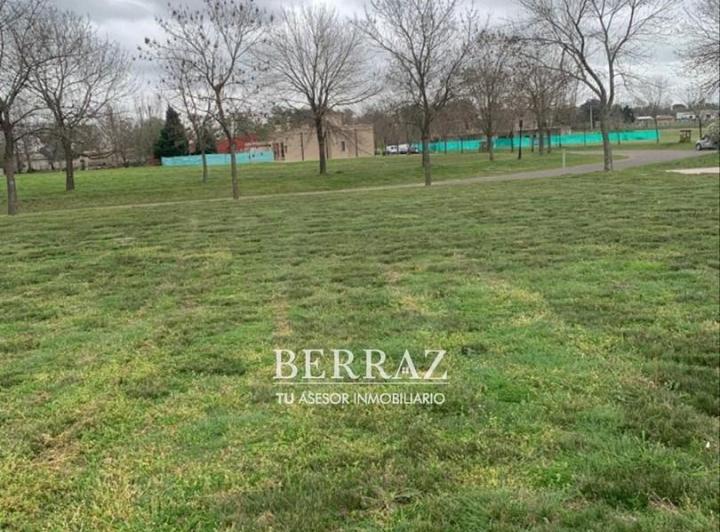 Terreno · 1236m²