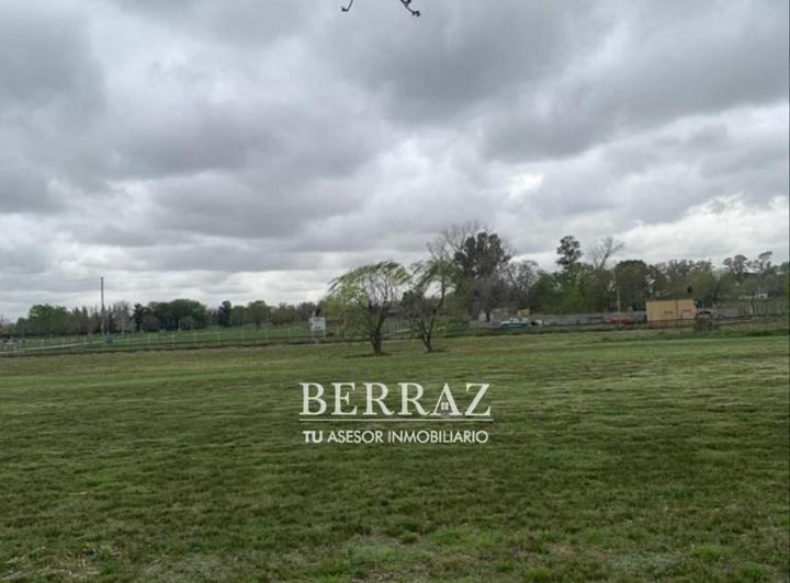 Terreno · 1204m²