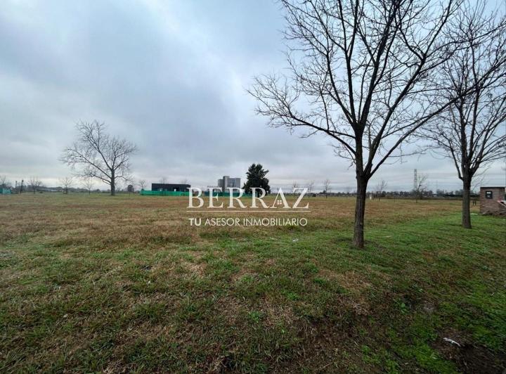 Terreno · 600m²