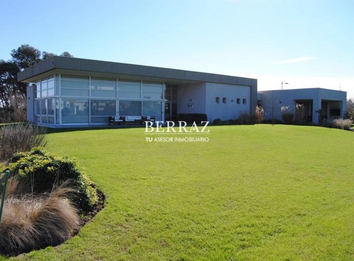 Terreno · 594m²