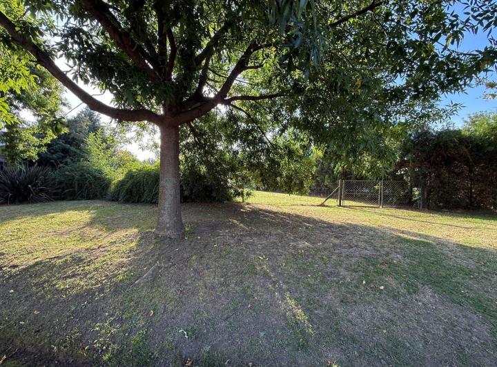 Terreno · 865m²