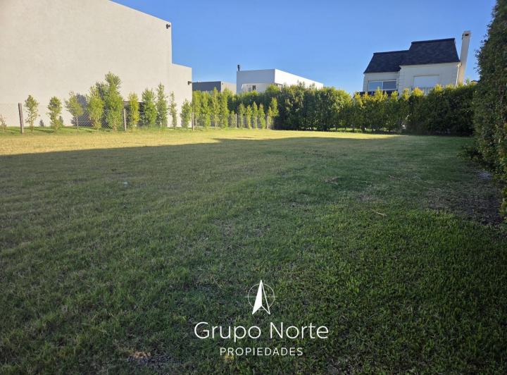Terreno · 502m²