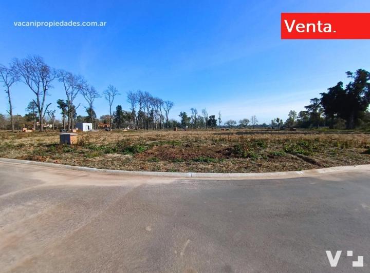 Terreno · 637m²