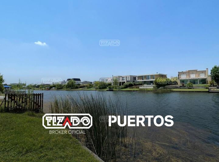 Terreno · 721m²