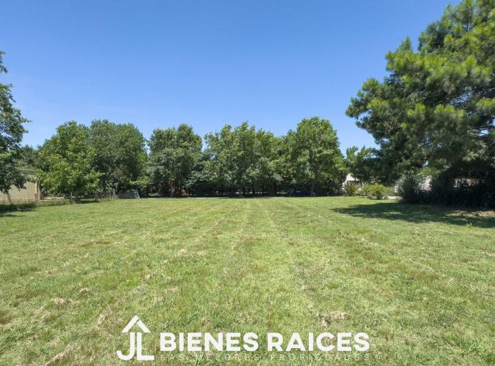 Terreno · 2053m²