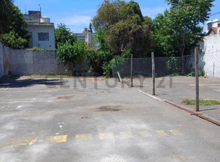 Terreno · 90m²