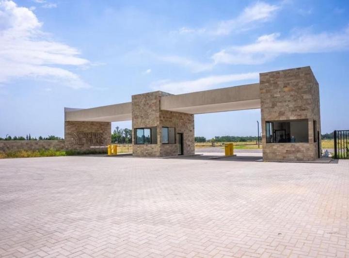 Terreno · 600m²