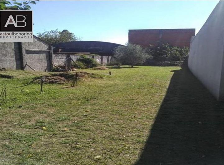 Terreno · 337m²
