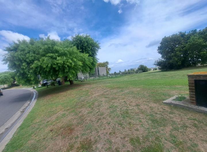 Terreno · 1118m²