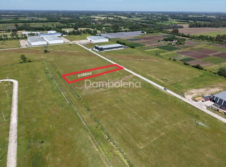 Terreno · 5065m²