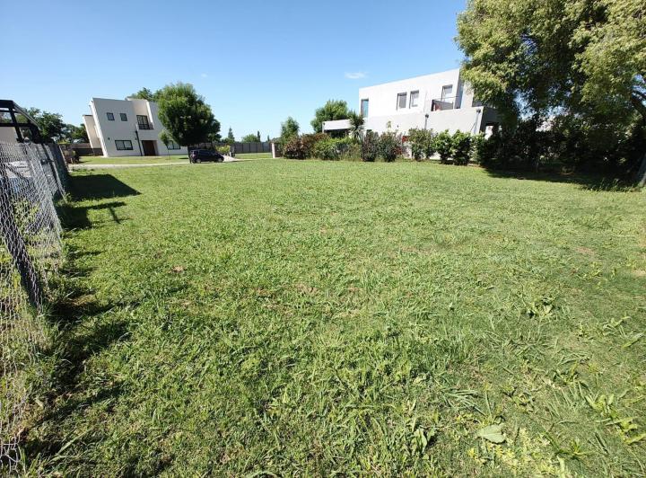 Terreno · 450m²