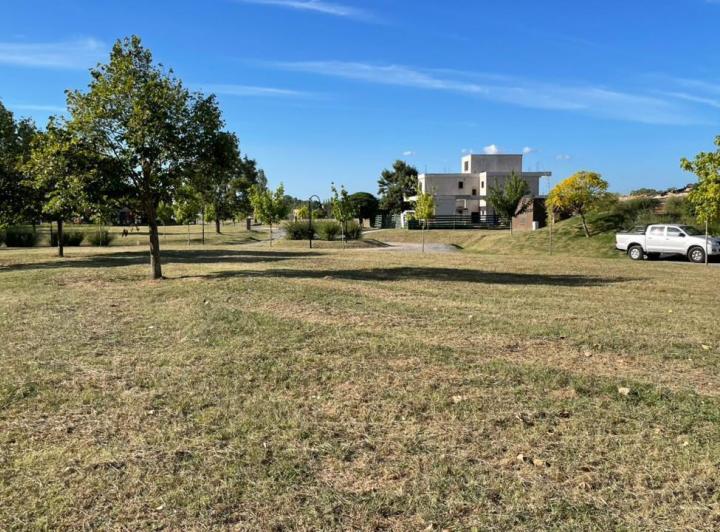 Terreno · 1014m²