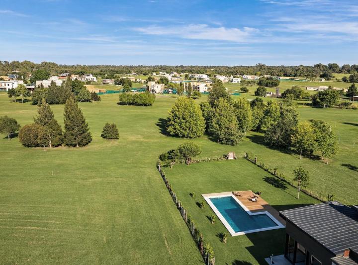 Terreno · 1368m²