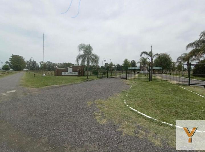 Terreno · 3300m²