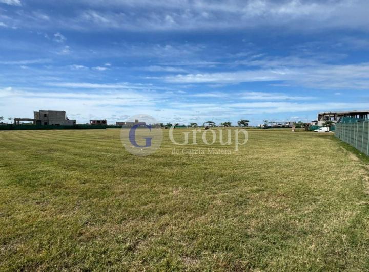Terreno · 650m²
