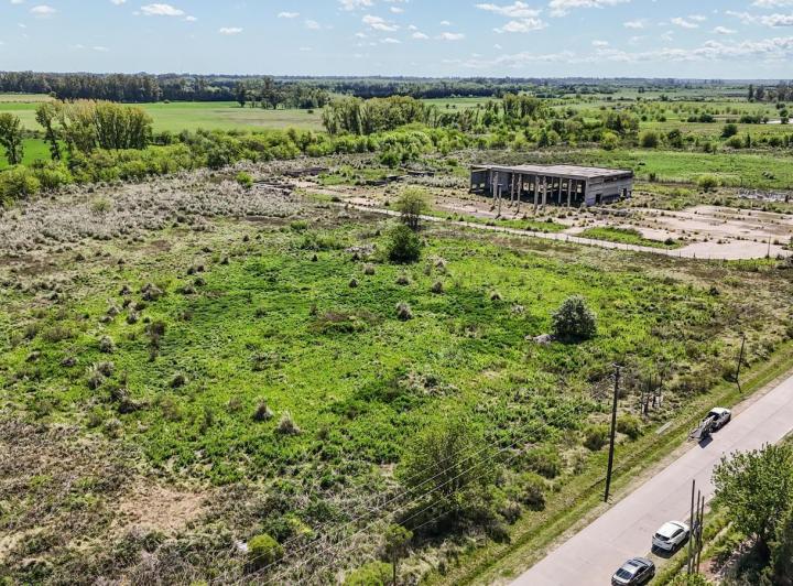 Terreno · 32996m²