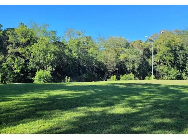Terreno · 318m²