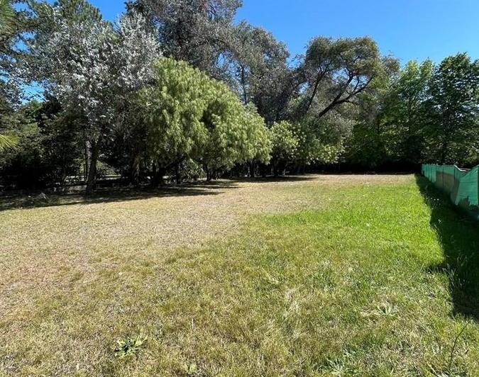 Terreno · 1225m²