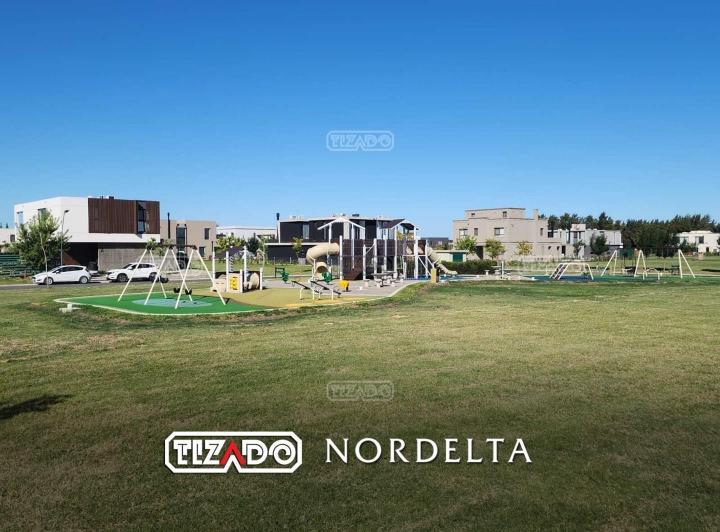 Terreno · 562m²