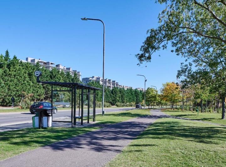 Terreno · 806m²