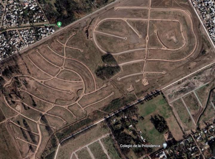 Terreno · 650m²