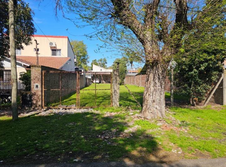 Terreno · 400m²
