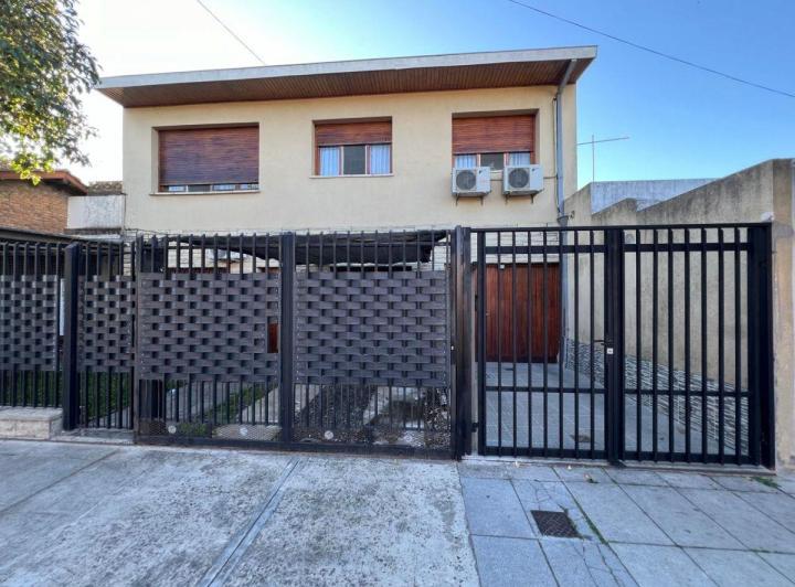 PH · 163m² · 3 Ambientes · 2 Cocheras