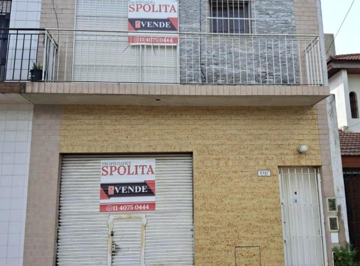 PH · 135m² · 2 Ambientes · 6 Cocheras