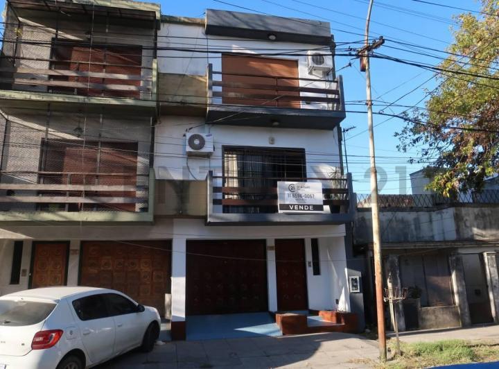 PH · 81m² · 3 Ambientes · 1 Cochera