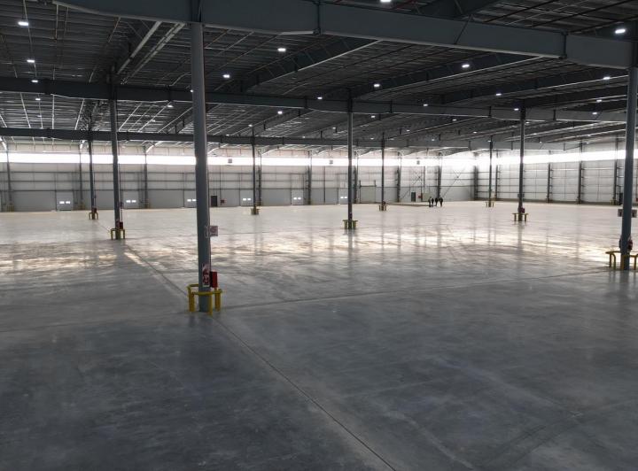 Depósito · 12000m²