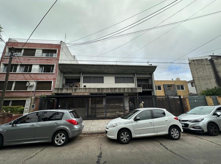 Oficina comercial · 717m² · 15 Cocheras