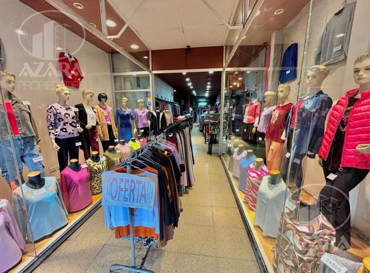 Local comercial · 159m²