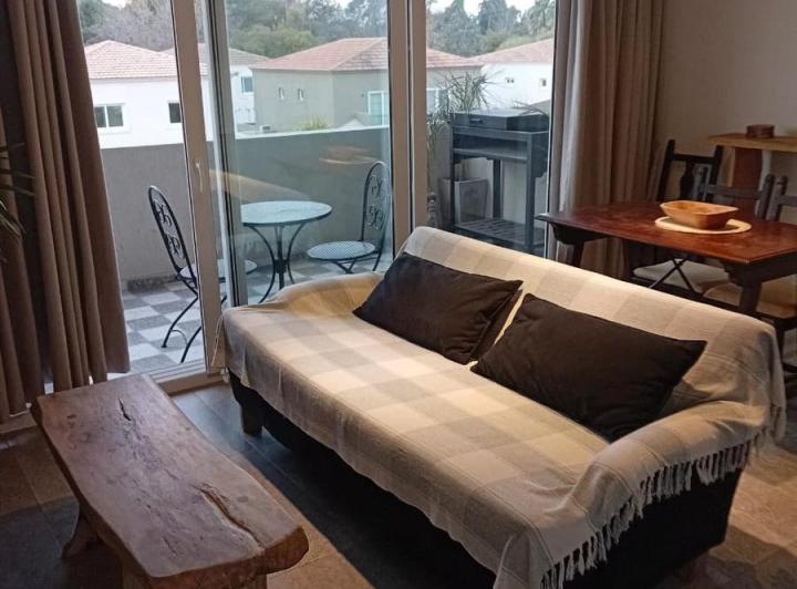 Departamento · 60m² · 2 Ambientes · 1 Cochera