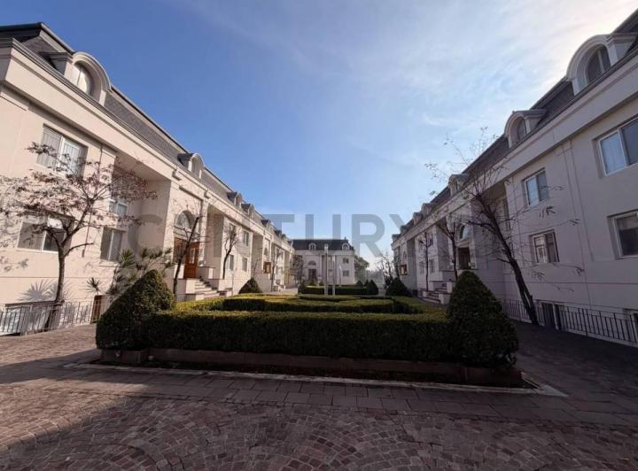 Departamento · 70m² · 2 Ambientes · 1 Cochera