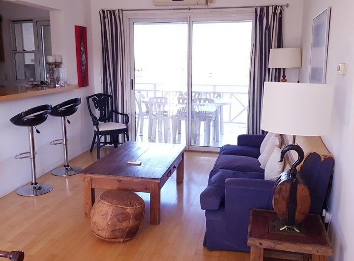Departamento · 70m² · 2 Ambientes · 1 Cochera