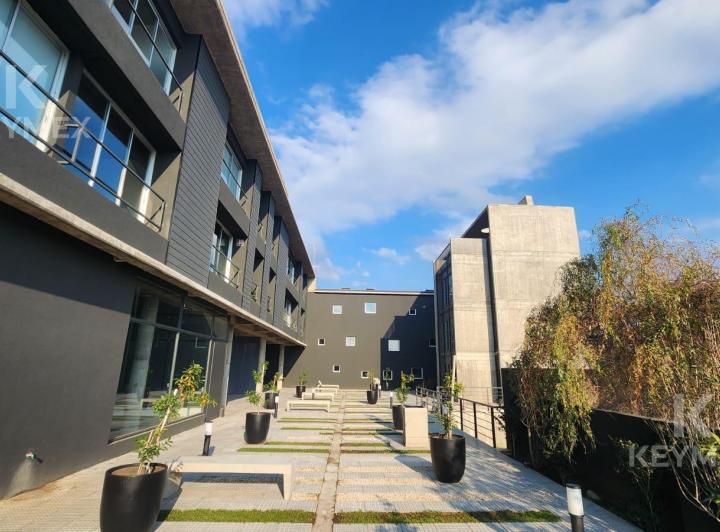 Oficina comercial · 67m² · 1 Ambiente · 1 Cochera