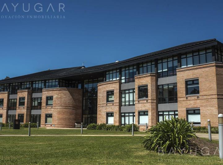 Oficina comercial · 51m² · 1 Ambiente · 1 Cochera