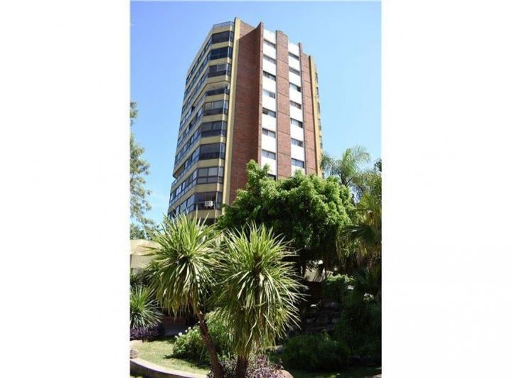 Departamento · 50m² · 2 Ambientes · 1 Cochera