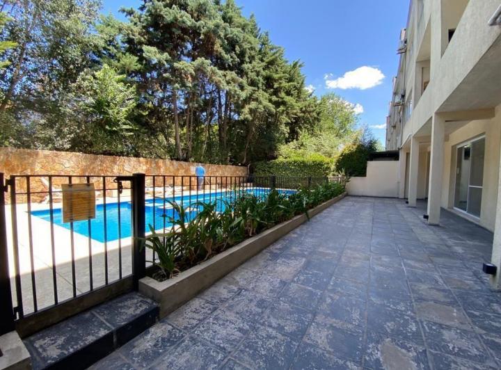 Departamento · 60m² · 2 Ambientes · 1 Cochera