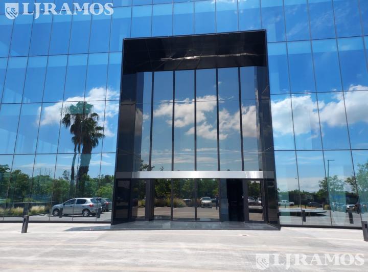 Oficina comercial · 135m² · 3 Cocheras