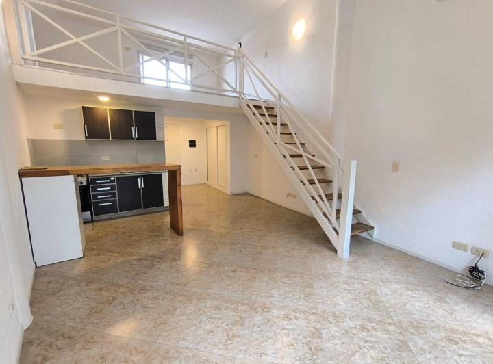 Departamento · 65m² · 2 Ambientes · 1 Cochera